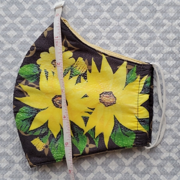 Yellow ๐ป Handmade Face Mask - Picture 6 of 6